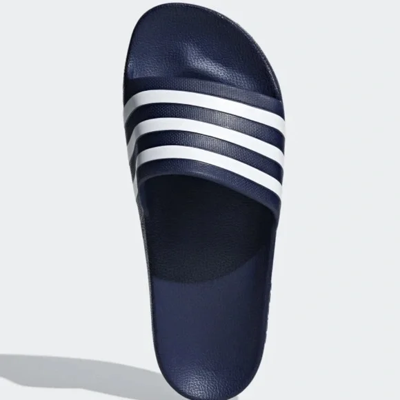 Men’s adidas sandals - Picture 3 of 5